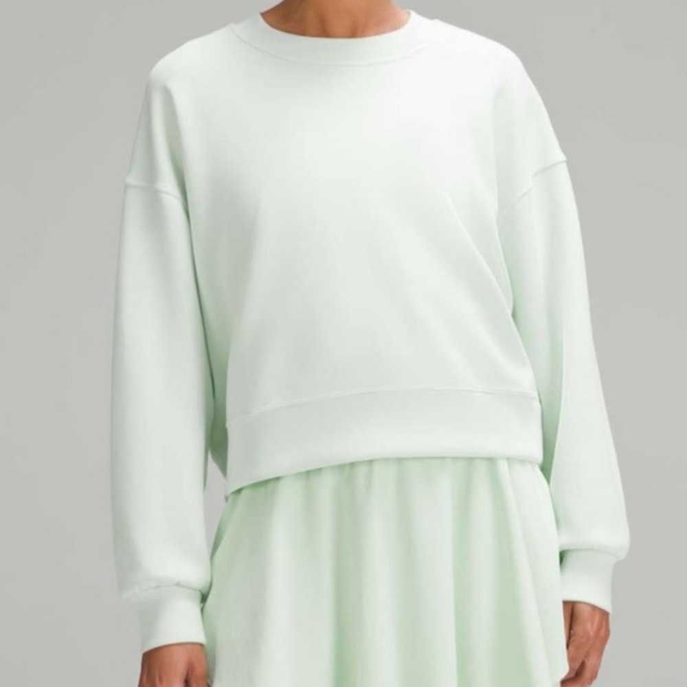 Lululemon Perfectly Oversized Crop Crew Softstreme Sweatshirt Kohlrabi Green
